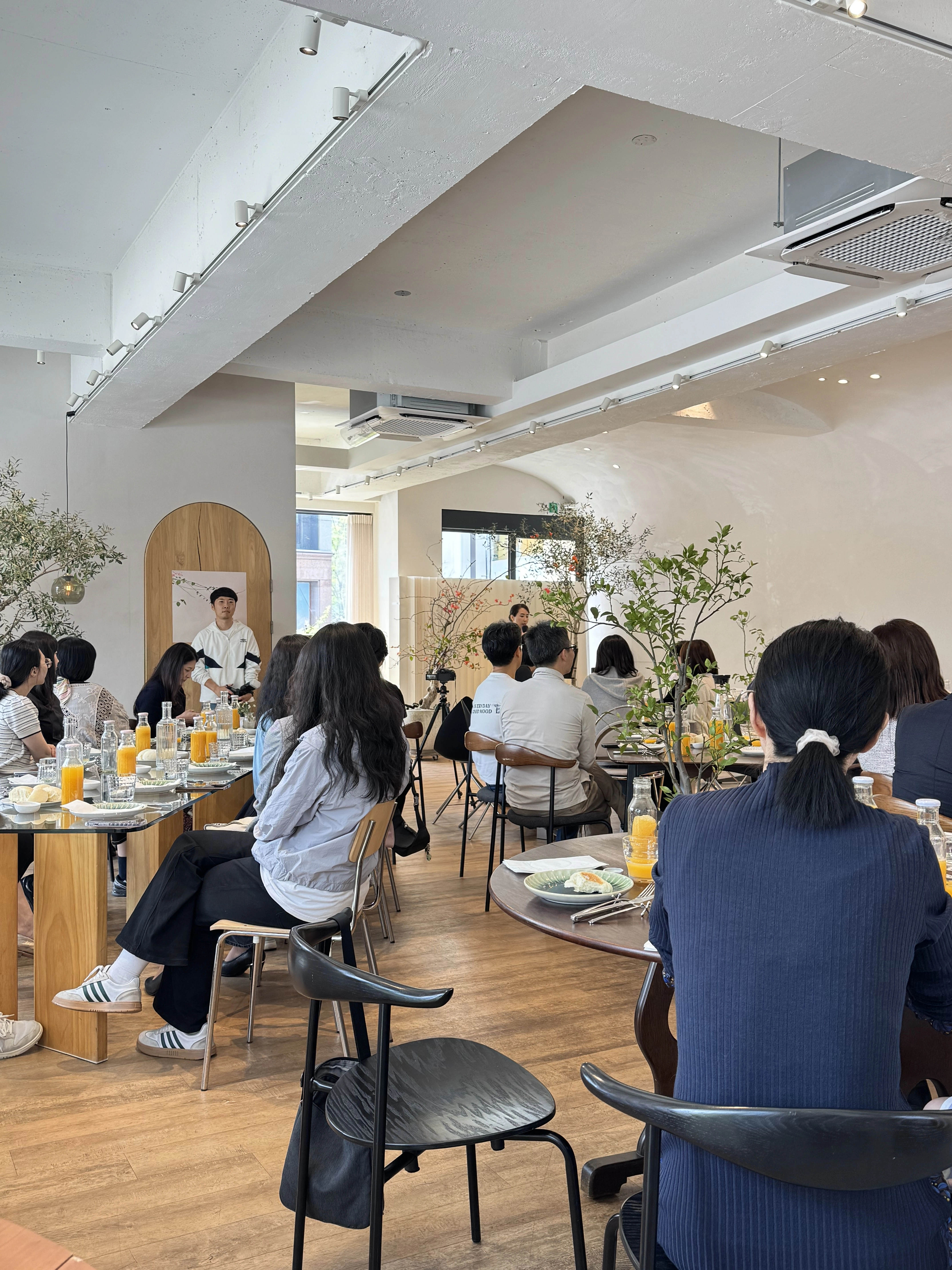 바이탈바이브 1층 카페